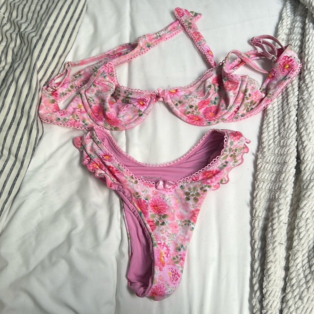 Blackbough bikini